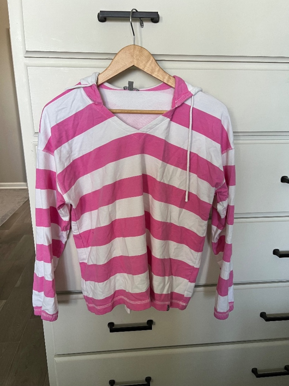 t by Talbots hoodie pink stripe petite large